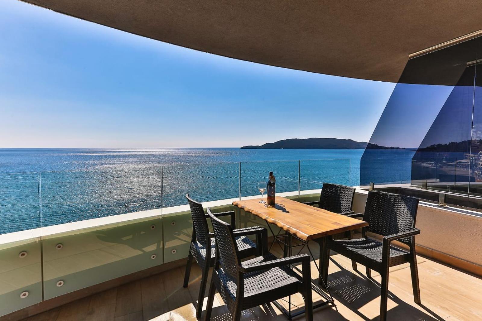 Maresia Boutique Suites Будва Экстерьер фото